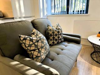 Cozy Studio in Solihull with Parking - NEC or Airport - Solihull - 1