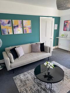 Stylish One Bedroom Apartment - Norwich - 6