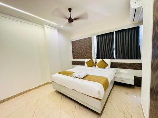 Shambhavi Hotel And Convention Centre - Udupi - 7