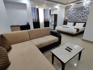 Sairaah Golden Suites, Shirdi - Shirdi - 3