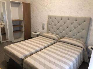 New H Marte 81 - Milan - 7