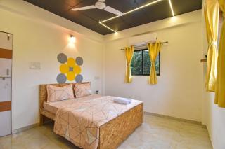 ll EMPYREAN STAYS ll 6BHK AC BLACK BUNGLOW ll - Lonavala - 1
