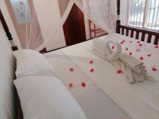 The Golden Sand Villa in Unawatuna - Unawatuna - 2