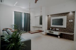 Shambhavi Hotel And Convention Centre - 3