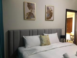 2 bhk 3 mins in down town - 7