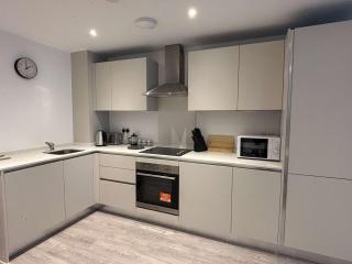 Stylish 1-Bedroom Apartment Sleeps 3 in central Birmingham - Birmingham - 2
