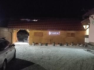 Fjaka - - 8