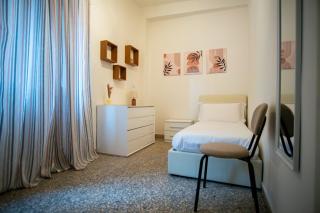 Vatican Comfortable 5 Bedroom Flat - 6 min METRO A by ORPI RENT - 4