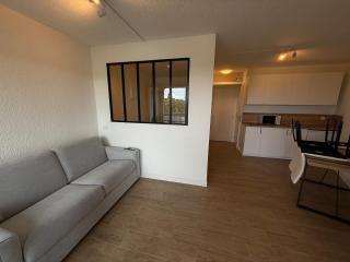 F2 Carnon Free Parking 7Min to Airport - 8