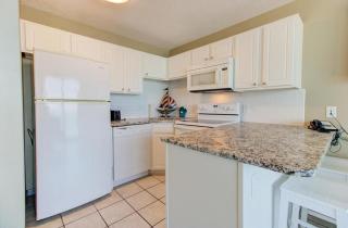 0610 Smooth Sailing by Atlantic Towers - Carolina Beach - 8