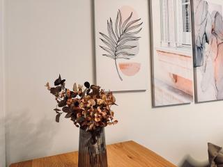 MG Cottage - 2