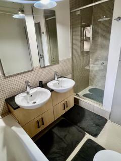 Sandton Luxury 2 Bedroom for Work & Relaxation - Joanesburgo - 9