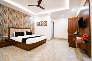Hotel O Sharma Inn - Māndhar - 0