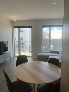 Downtown brand new 2024 apartment! - Akureyri - 6