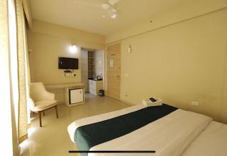 Paradise Elegance Inn - 2