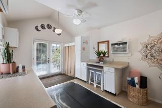 Huge Fenced Yard, Game Room, Private Yoga Suite! - 8