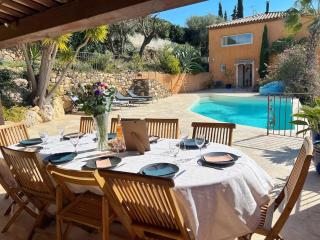 Magnifique villa au calme, Vue mer, piscine - Ollioules - 0