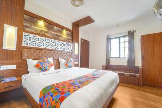 FabHotel Qube - Ernakulam - 3