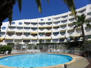 Appartement 4 Pièces, Vue Mer, Piscine et Parking privé - 3
