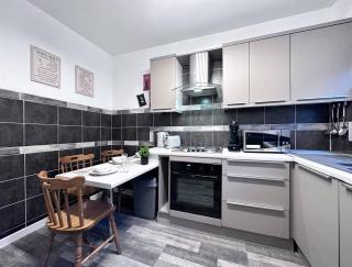 Rustic Rhondda Retreat W Hot Tub & Sauna - Ystrad - Llwyn-y-pia - 3