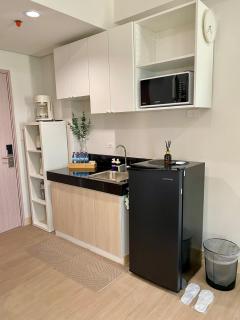 Condo unit near SM City Sta Rosa Unit 2 - 1