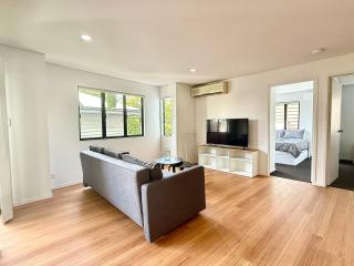 Kangaroo Point Stay - Being Everywhere at Once! Spacious 3 bedroom apartment, central location! Free carpark - Brisbane - 4