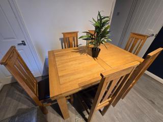 Contractors, City Centre, 4 Double Rooms, 3 Showers-Toilets, Sleeps 10, 4 TVs - Coventry - 9