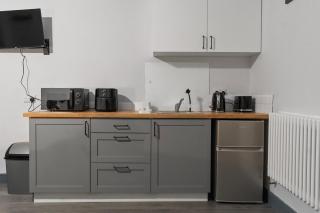 Modern Moseley Studio - 3 - Birmingham - 5