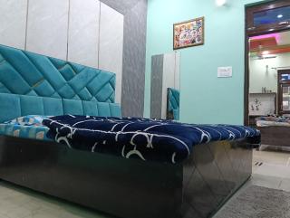 PRIYAMVADA FAMILY HOMESTAY - 8