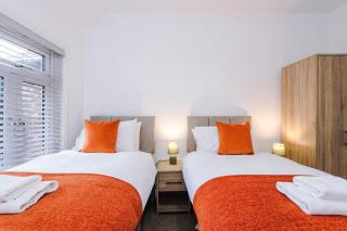 Spacious 3-Bedroom Retreat with Modern Amenities - 5