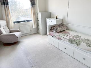 Modern flat in North London close to tube - Kenton - 5