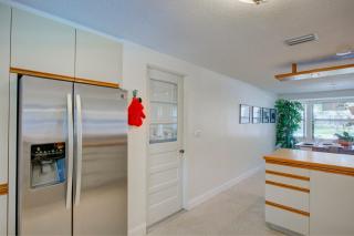 Relaxing 3BR 2Ba Oasis with Heated - 1