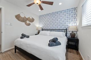 Villa for 50 ppl-Heated Pool & Private Cinema - Tomball - 2