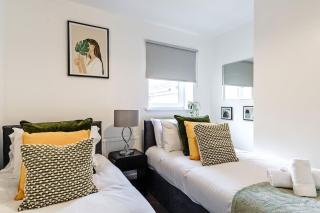 Long Stay Stuff Contractors Accommodation Heath Hospital with Netflix - 9