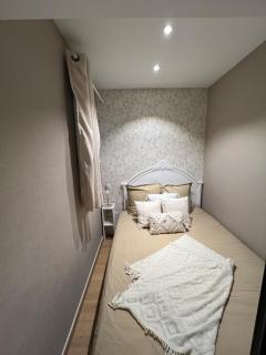 Le COSY - 8