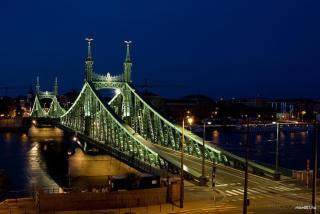 Palace district, Leisurely nest in crowded dwntwn - Budapest - 9
