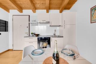 MO37 -Duomo-Loreto - Chic - Central - Milan - 8