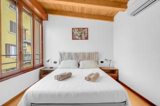 MO37 -Duomo-Loreto - Chic - Central - Milan - 6
