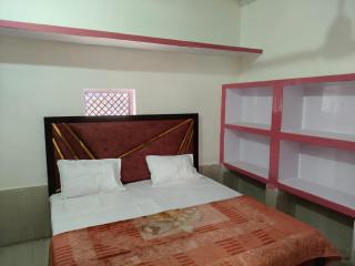 GOVINDI KRISHNA SEWA Dham - Vrindāvan - 0