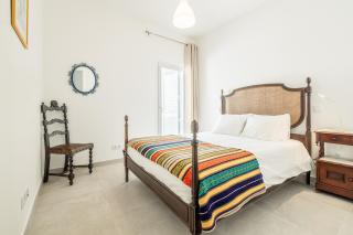 Sea Bliss: Your Seaside Retreat in Alporchinhos - Porches - 7