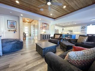 Luxury Kanab Utah Family Home with Amazing Views Pool Gym - 8