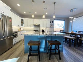 Luxury Kanab Utah Family Home with Amazing Views Pool Gym - 6
