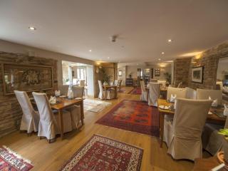 Old White Hart - Lyddington - 8