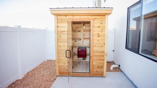 Kanab Stunning New Deluxe Family Condo Sleeps 10 - 8