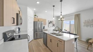 Kanab Stunning New Deluxe Family Condo Sleeps 10 - Kanab - 4