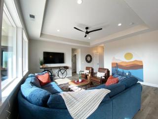 Southern Utah High Desert Family Home with Private Hot Tub - 2