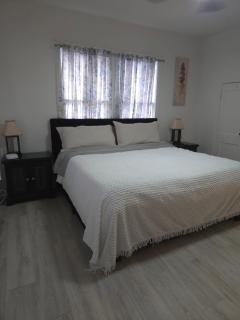 Vintage House - Irving - 8