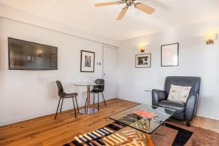 Central Covent Garden 1BR Flat with Balcony - Londra - 8