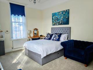 Langley House - Exbury - 1