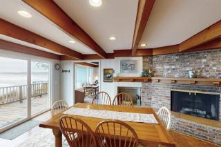 Spectacular Seaside Surf-View Home - Seaside - 5